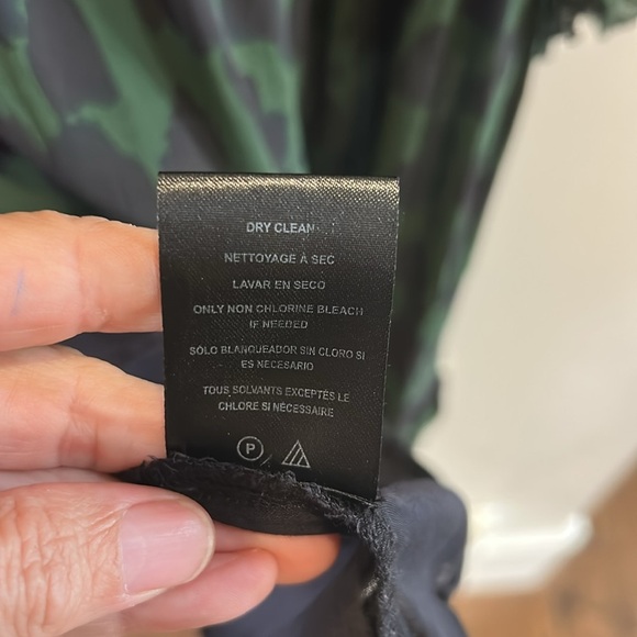 Velvet by Graham & Spencer Kendra Long Sleeve Boho Dress - Picture 7 of 9